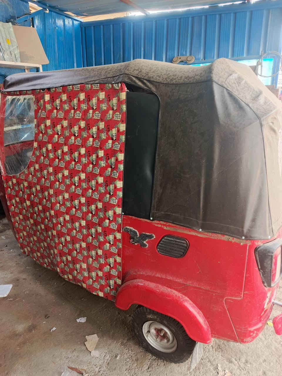 سلام عليكم… تكتك للبيع موديل 21 اوراق كامله مكينه شغاله بس ماتنمر ابيعك كوم حديد اتكفل اوراق السعر 1750 مكاني بابل الحصوه الاستفسار ***********
