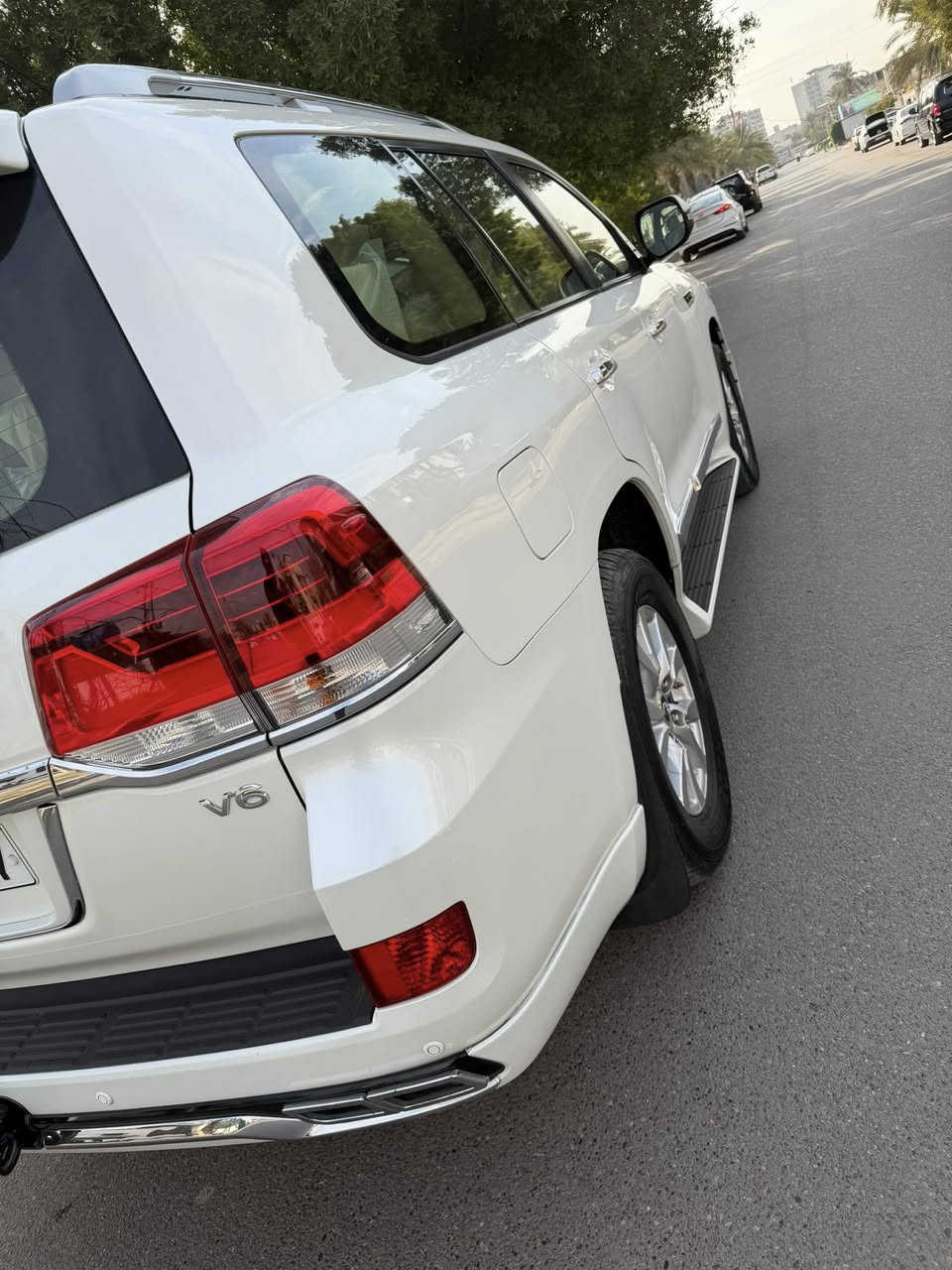 للبيع لاندكروز 2017ابريم اصل ام DVD
مكفوله من الصبغ والتبديل 
ماشيه 125
مكينه 4000. V6
رقم شمالي الجديد تحويل مباشر 
السعر 465$
للاستفسار ***********
