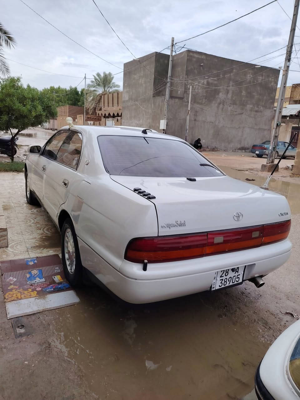 سلام عليكم بطه متصل للبيع سياره بسمي مكفوله من الضربه وگص ونقل جثه وصبغ العام بيه صبغ قطعتين أثر جراد رقمه نجف كير ومكينه مكفولات وي استفسار عل رقم ***********
