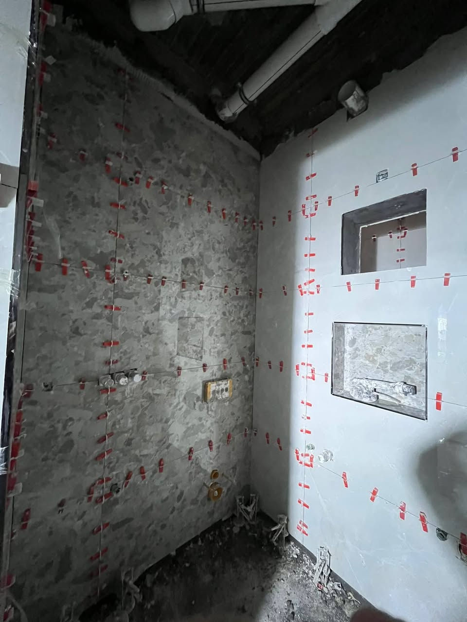 سلام عليكم خلفه سيراميك مصري درجه اولى جميع انواع السيراميك مرمر وكاشي رقم الوتس ***********
