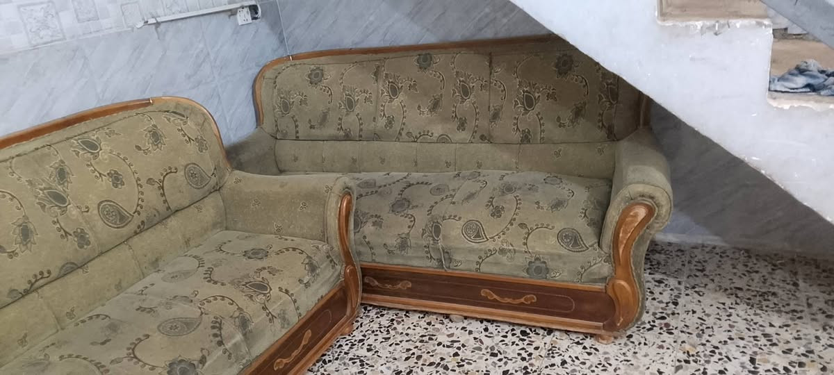 السلام عليكم تخم للبيع 9مقاعد بسعر مناسب المكان حي الكوفة


**إذا كنت صاحب هذا الإعلان وتريد حذفه لأي سبب، رجاءا أرسل رسالة إلى الدعم الفني**