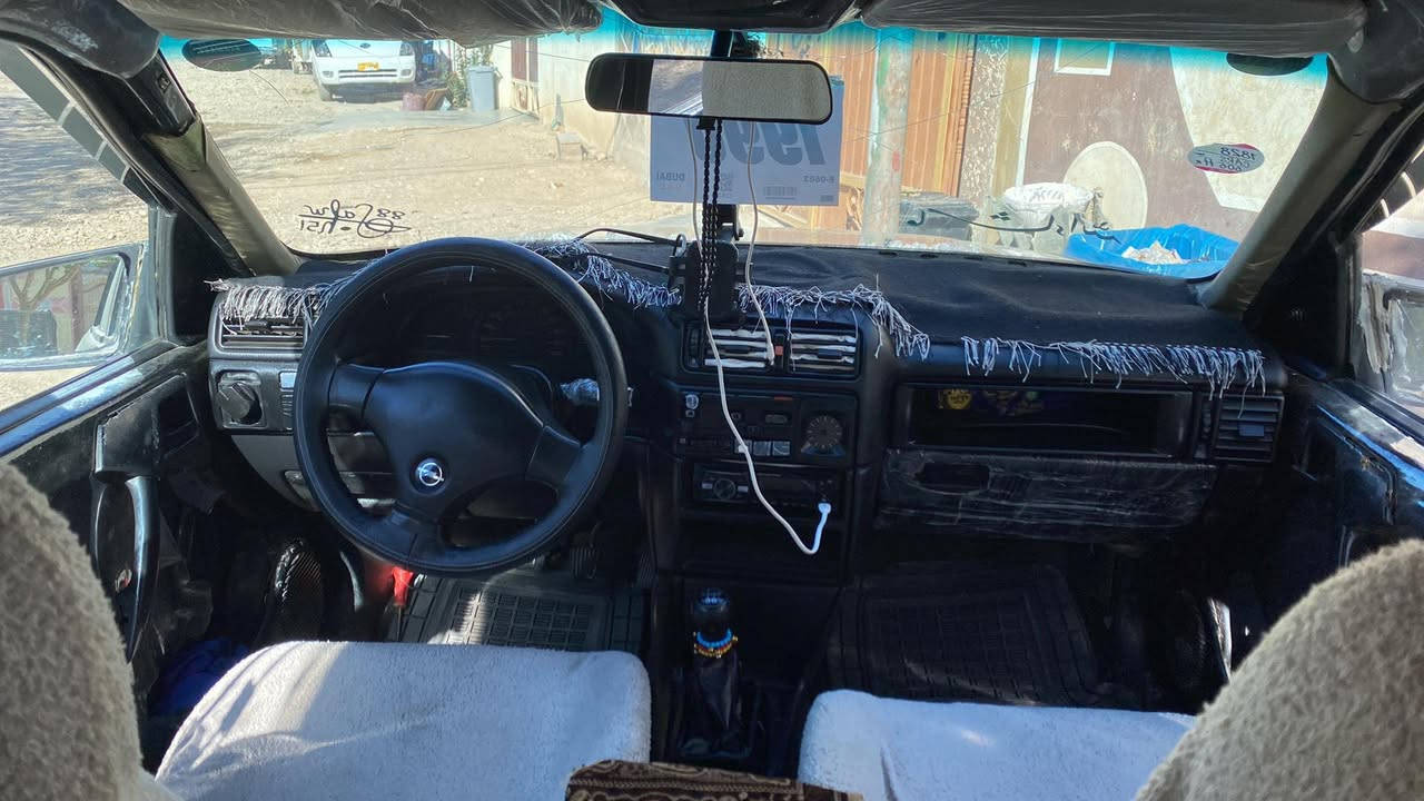 به ناوي خوا
بو فروشتن مه كينه ٢٠ گير و مه كينه به شرت 

سه رف و بوخاري نيه

سه ياره كه سنويه به شه رتي حاسيبه 

ليدراوي نيه كامل مسرفم تيي كردوه تاخم بيش و دوا تازه داكيراوه تاخم تايه تازه سعري ٢١ مجال شوين كه لار 

***********
