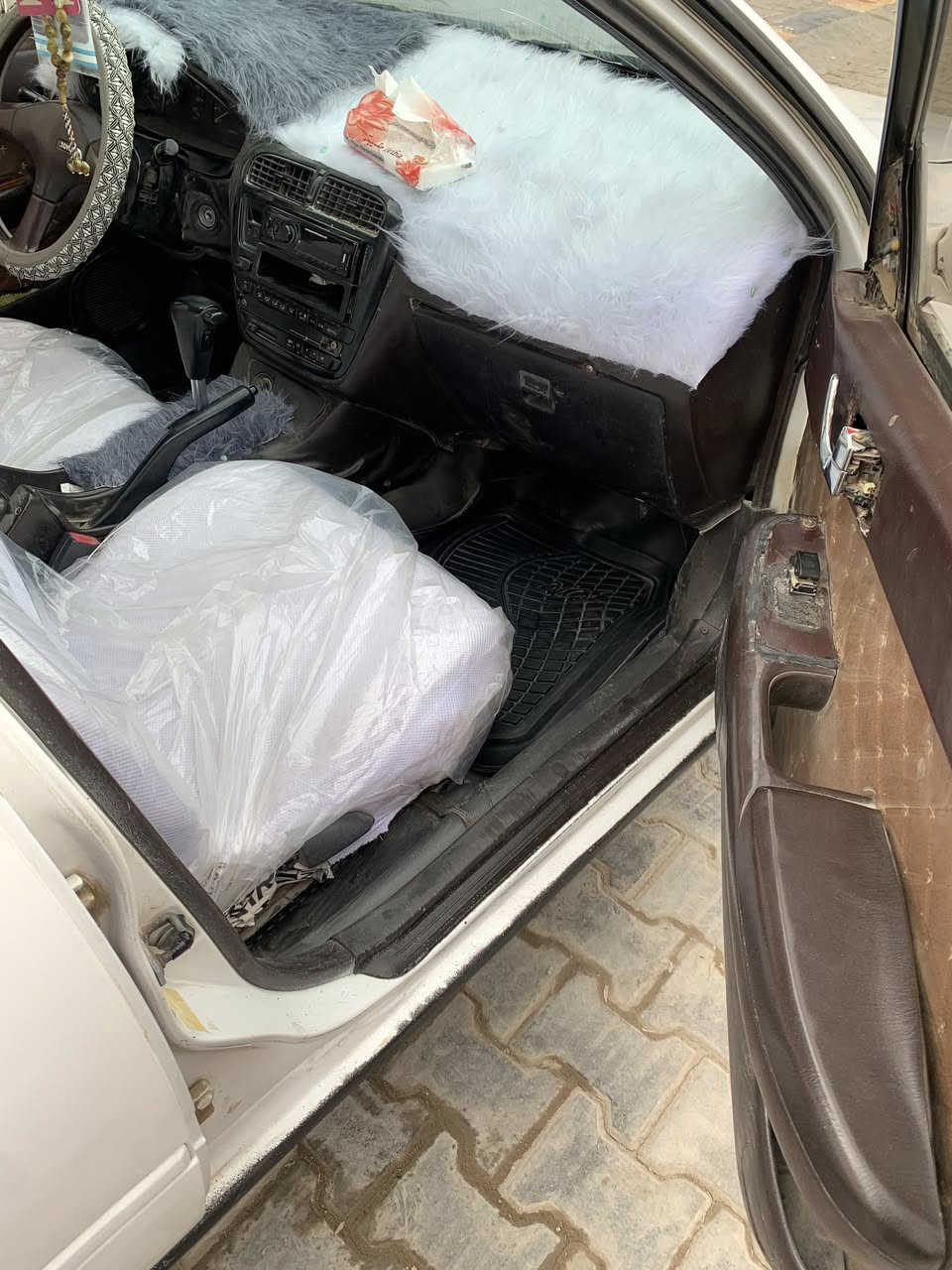 السلام عليكم كارينا مديل 1994 سياره مصبوغه عام جماليه بدون ظربه سياره جاهزه من كلشي  مكينه 1800سعر 42وبيها مجال مكاني كوفه للاستفسار الاتصال على الرقم ***********
