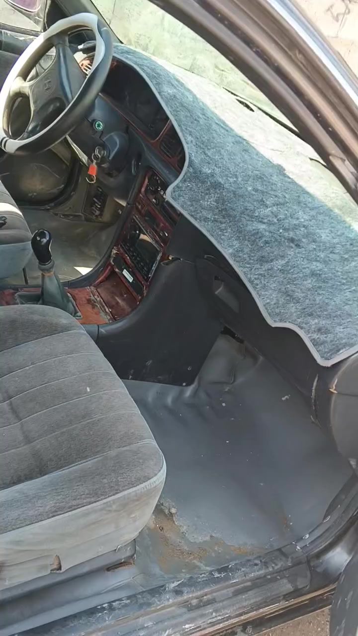 سلام عليكم شباب سوناته تو لبيع سياره حلوه مصبوقه جماليه موديل 94تخم ويل كب وتتخم تاير صدر زين كير ومكينه خير من الله داخل بلادي ه***********×***********
