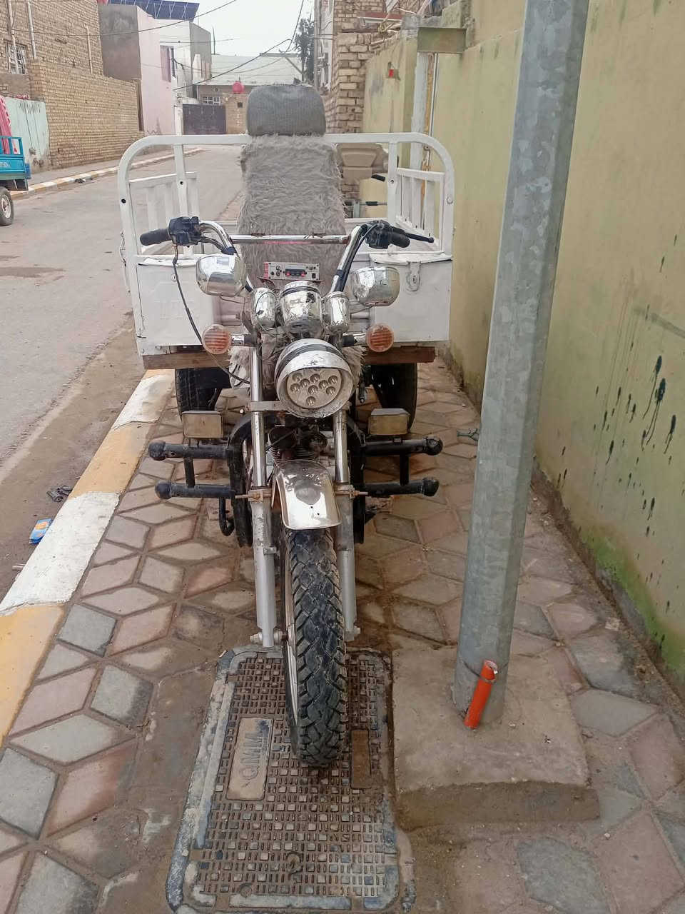 سلام عليكم شباب ستوته للبيع امتيار بيضاء رقم اسود ثانويه رايحه سعر 800 قفل ربع مال***********
