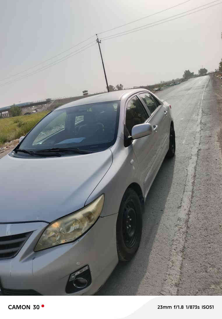 كورلا خليجي 2012 كير ومحرك وتبريد وكهربائيات جيده جدا صدر امامي وخلفي جييد الشكل الخارجي  
موضح في السونار السعر ١١٥$ 
السياره بسمي رقم بغداد للاتصال.. 
*********** بغداد, العراق
