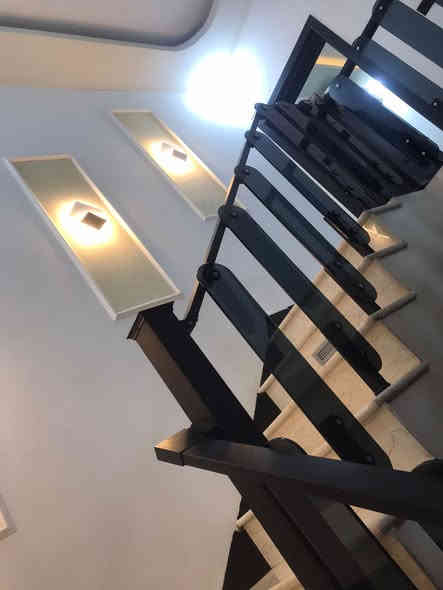 دار للبيع طابقين 112 متر  بناء درجة اولى عقد زراعي بناء جديد 2025 كافه الخدمات عنوان حي الاخلاص /السعر والتفاصيل علخاص او اتصل على رقم  ‏‪0771 273 4979‬‏
