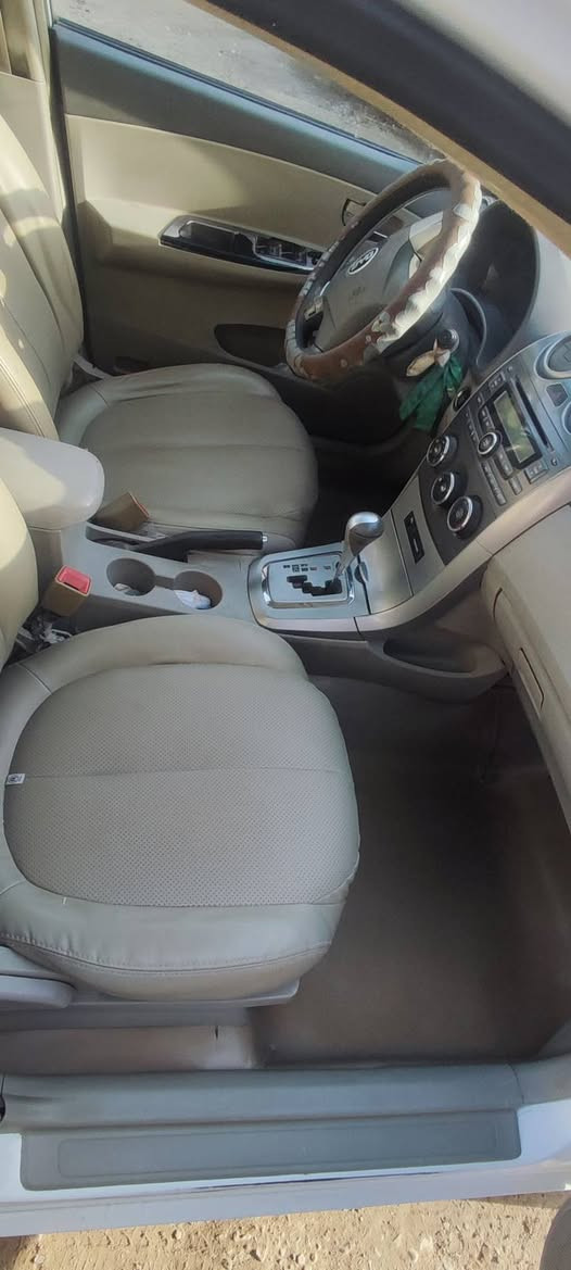 السلام عليكم ورحمه الله وبركاته
سياره بي واي دي 2016 للبيع 
خصوصي اوتوماتيك 
بأسمي بنفس اليوم اداورلك 
مكفوله من الكص والصبغ 
سيارة نضيفة كلش 
للتواصل ***********
