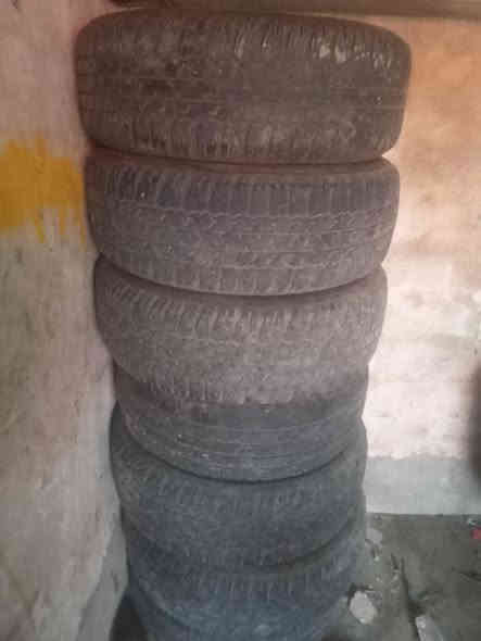 تايرات نضيفه شرط الهواء ١٧/٦٥/٢٦٥انتاج٢٤مكفول....١٦موجود حياكم الله ***********
