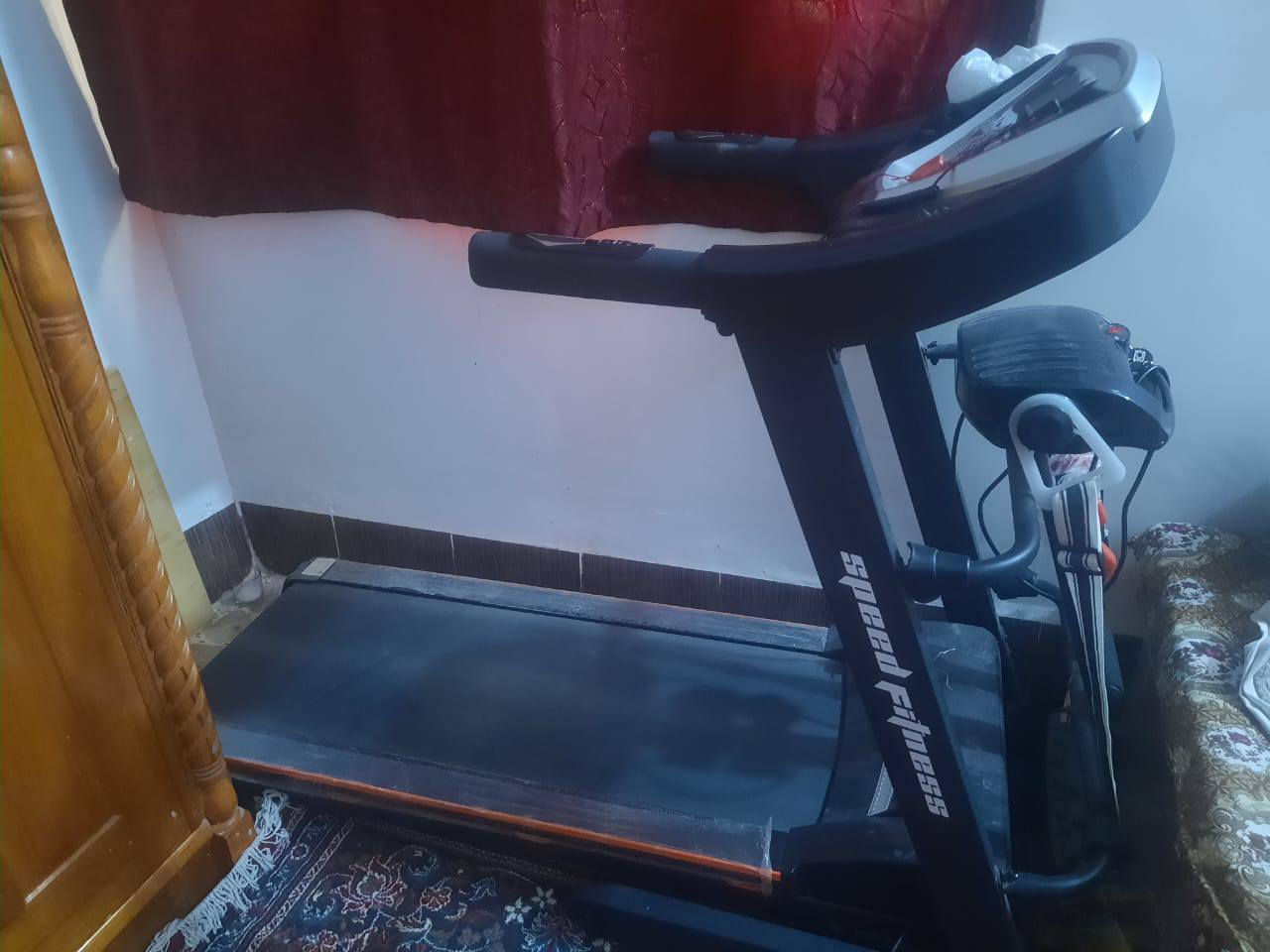 لسلام عليكم جهاز جري جبالي  ويتحمل وزن اخذته مليون واريده 700مصار هواي من مستخدم شرط نظيف  ويه حازم هزاز مثل ما موظح  كدامك 
 اي ستفسار تصل عل رقم *********** بيه واتساب 
عنوان كربلاء طويريج
