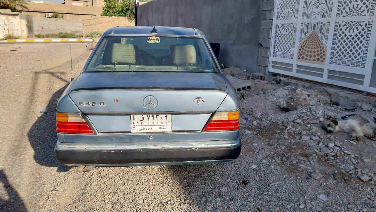 مارسيدس ٨٨ محوره ففتي حائز ثالث رقم بغداد بيها فقط قاعده الدبل يرادلها تصليح السعر ١٦ ورقه الاتصال ***********
