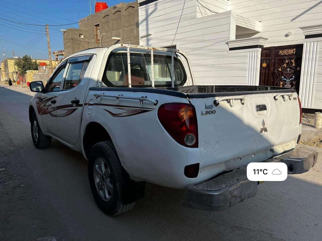 للبيع سيارة بيكم مستيبوشي ياباني موديل 2007 فور ويل  محرك ياباني  
 گير اوتماتيك  مع اكسل جديد شرط شلعتها تخبل 
حدادية جديدة شغل جديد 
تخم تاير جديد 
رقم بغداد انكليزي وسنوية جديدة بأسمي 

تريد تحويل او وكالة حاظر 
السيارة بيها ظربة بالجاملغ الامامي جهة السايق والبنيد
السعر 70 ورقة  

للاستفسار الاتصال 

*********** ديوانية, القادسية
