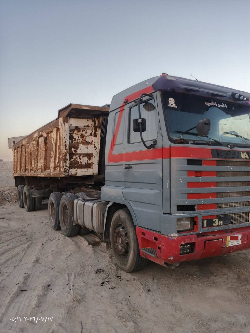 السلام عليكم للبيع SCANIA بطه موديل 95شاصيه مطول رقم بصره ألماني مكينه 8تنقيص قليل گير 3_3مكاني بصره قضاء المدينه للستفسار ***********
