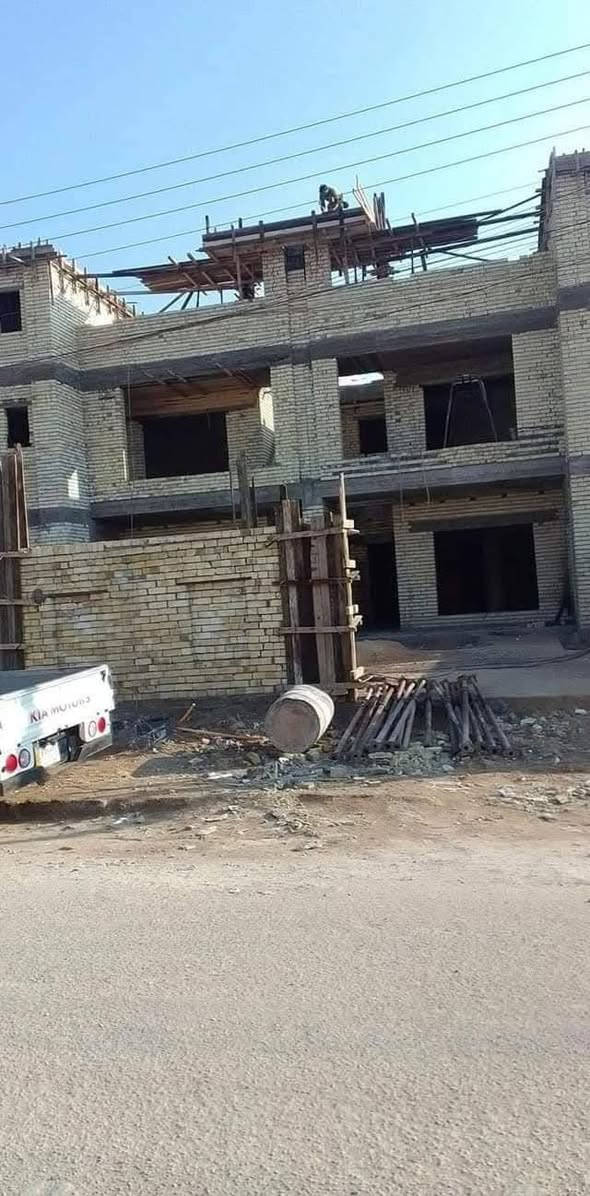 سلام عليكم نجار  وتساليح قالب متفرغ حالين نشتغل بنايات وبيوت شغالنه داخل   وبغداد فقط      وبسعار مناسبه وهاذه عمالي ومن الله توفيق   ***********   وتساب *********** وهاذه شغل ناشره الله شاهد عليه وعل عافيتي كله شغالي
