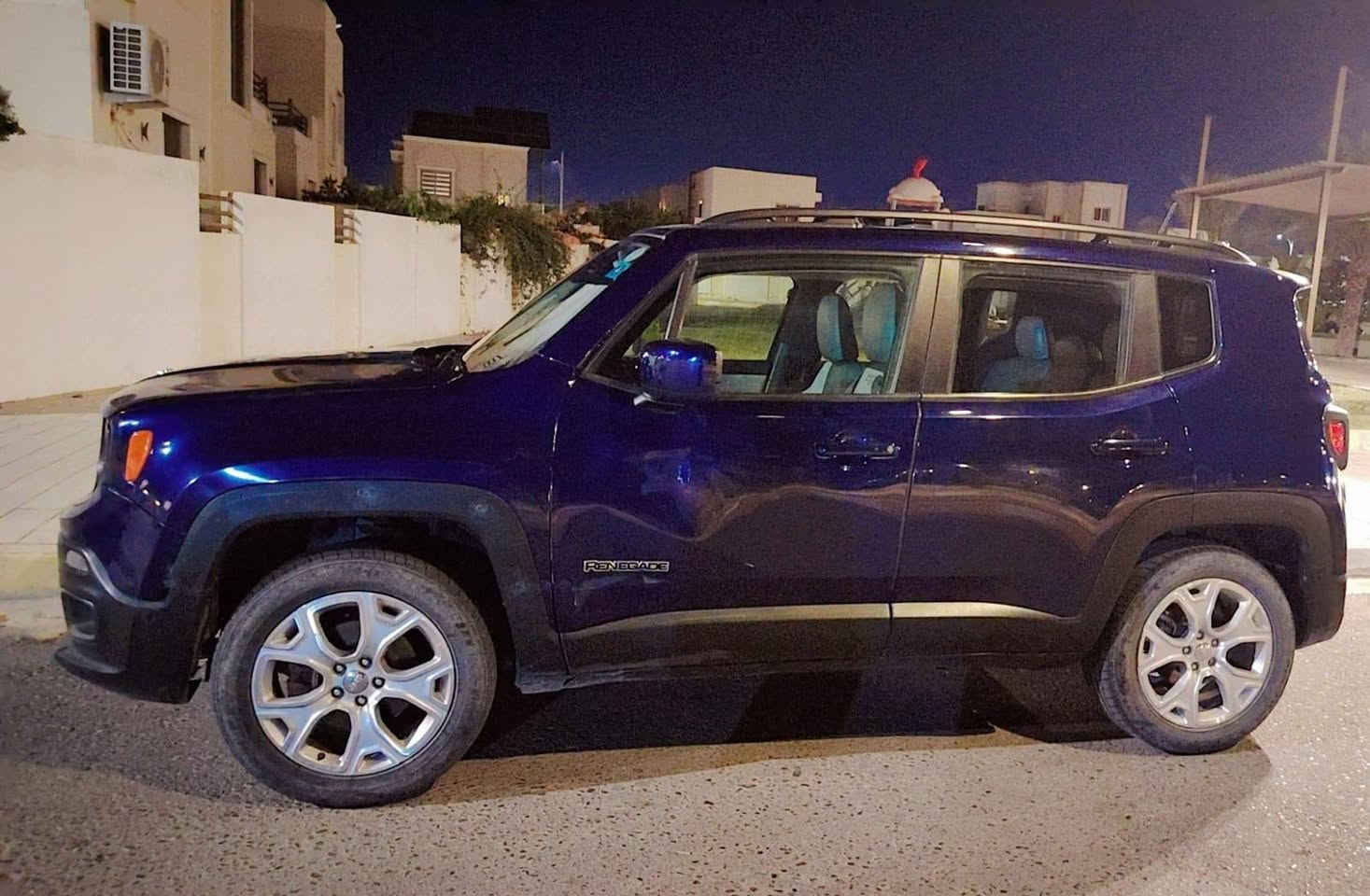 جيب كومباس ٢٠١٧ بيه ٣ قطع بارد بدون دواخل ماشيه ١٠٣ باقي مكفول محرك ما مفتوح ما ناقصه شي السعر ١٢٢ وبيه مجال بسيط متواجد فيس


**إذا كنت صاحب هذا الإعلان وتريد حذفه لأي سبب، رجاءا أرسل رسالة إلى الدعم الفني**