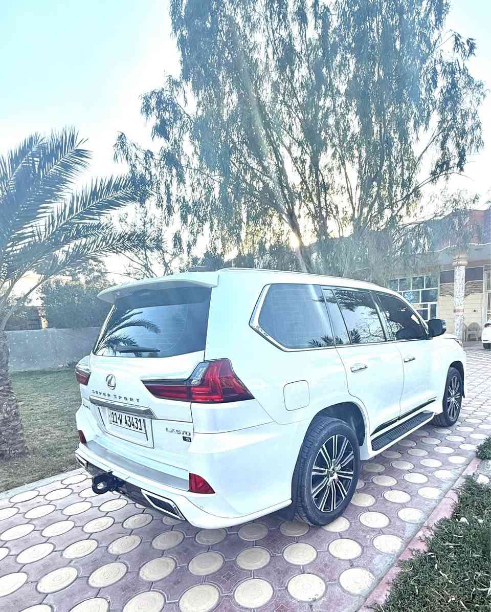 السلام عليكم 
للبيع لكزز
موديل 2018
ماشيه 113
مكفوله كفاله عامه
الاستفسار 
***********
*********** حلة, بابل
