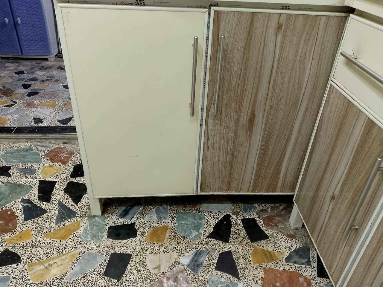 كاونتر المنيوم بي ضرر بسيط مترين بمتر ونص وسعره 300 وبي مجال


**إذا كنت صاحب هذا الإعلان وتريد حذفه لأي سبب، رجاءا أرسل رسالة إلى الدعم الفني**