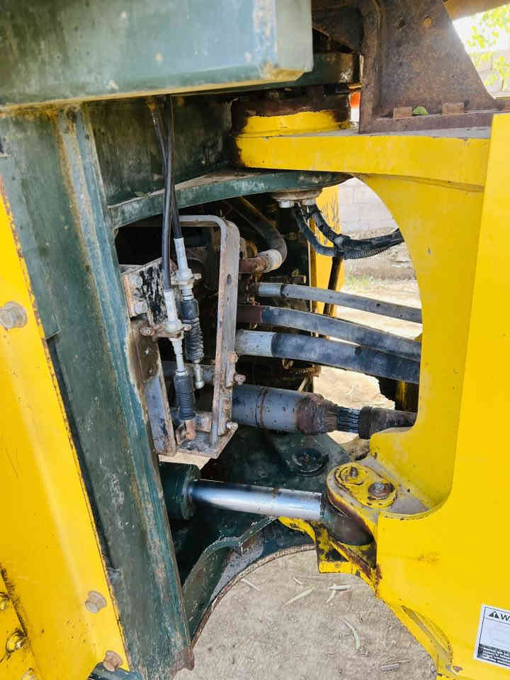 سلام عليكم شفل للبيع كاوسكي حجم 70za مكفول كفاله عامه كير او محرك او اكسل اليبر قمجي مكينه مانقصه شي جاهزه موديل 18 اصل 2006 مكان حله  الشراي ينتصل علا رقم *********** ///***********
