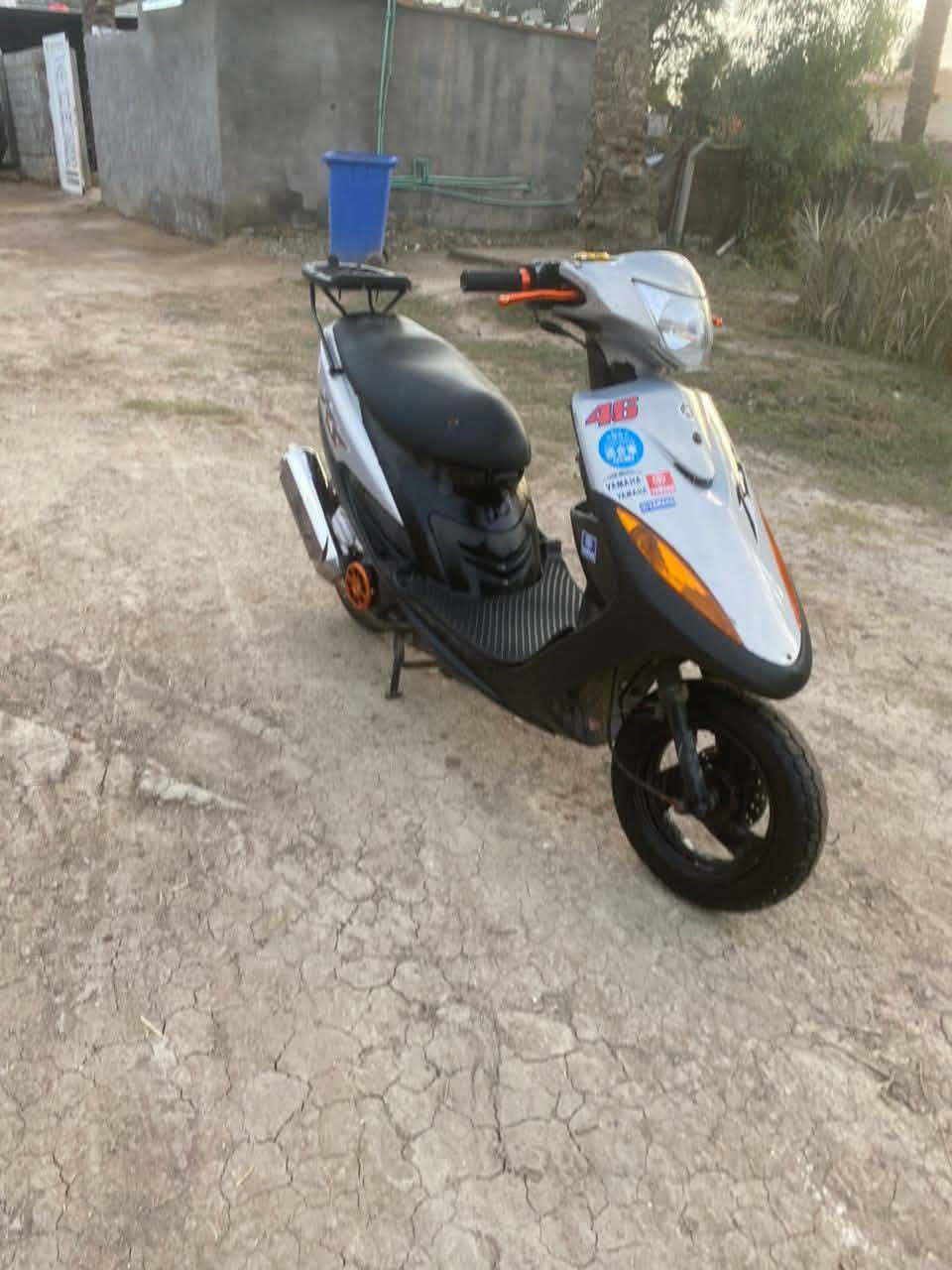 السلام عليكم دراجه ماكس عدله للبيع بوشه ٤٩ ابلادي ما مفتوحه السعر ٥٥٠ وبيه مجال بصيط مكاني حله ***********
