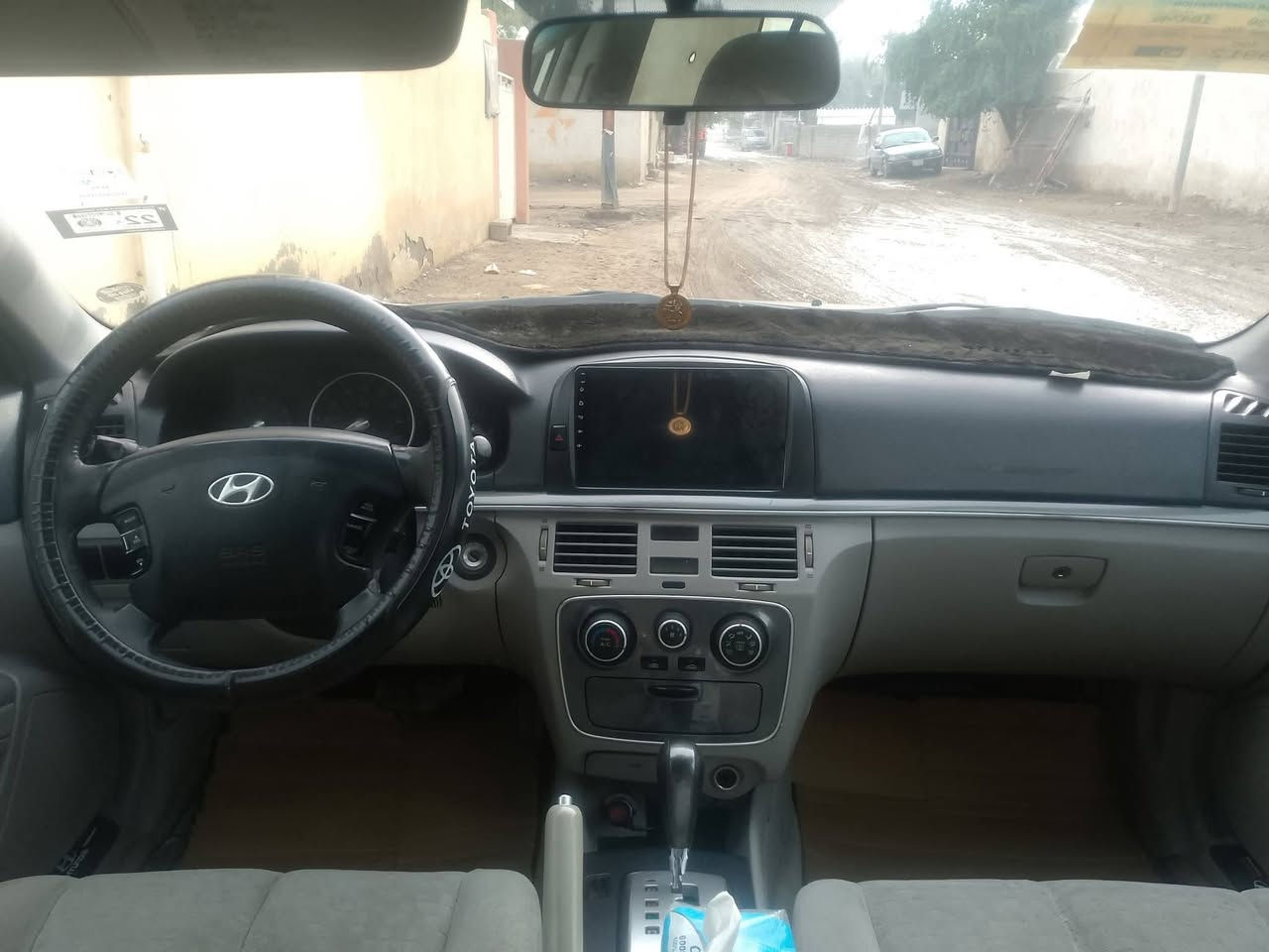 سلام عليكم سوناتا موديل 2007 6سلندر امريكي سياره خير من الله كير مكينه تبريد تخم كله مكفول الاستفسار عل هاذ الرقم ***********
