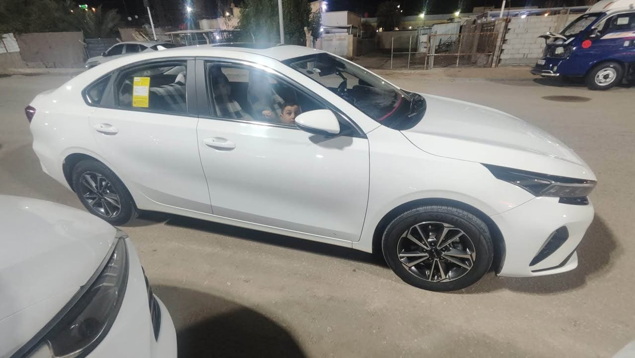 سلام عليكم 
K3 
كفاله عامه من كلشي 
ماشيه 17 الف 
موصفاته كشنات جلد شاشه جبيره حساسات محيطيه باقي مواصفات معروفه 
سعره 143 بيه مجال 

‭0771 861 0018‬ مكانه كربلاء كربلاء, العراق
