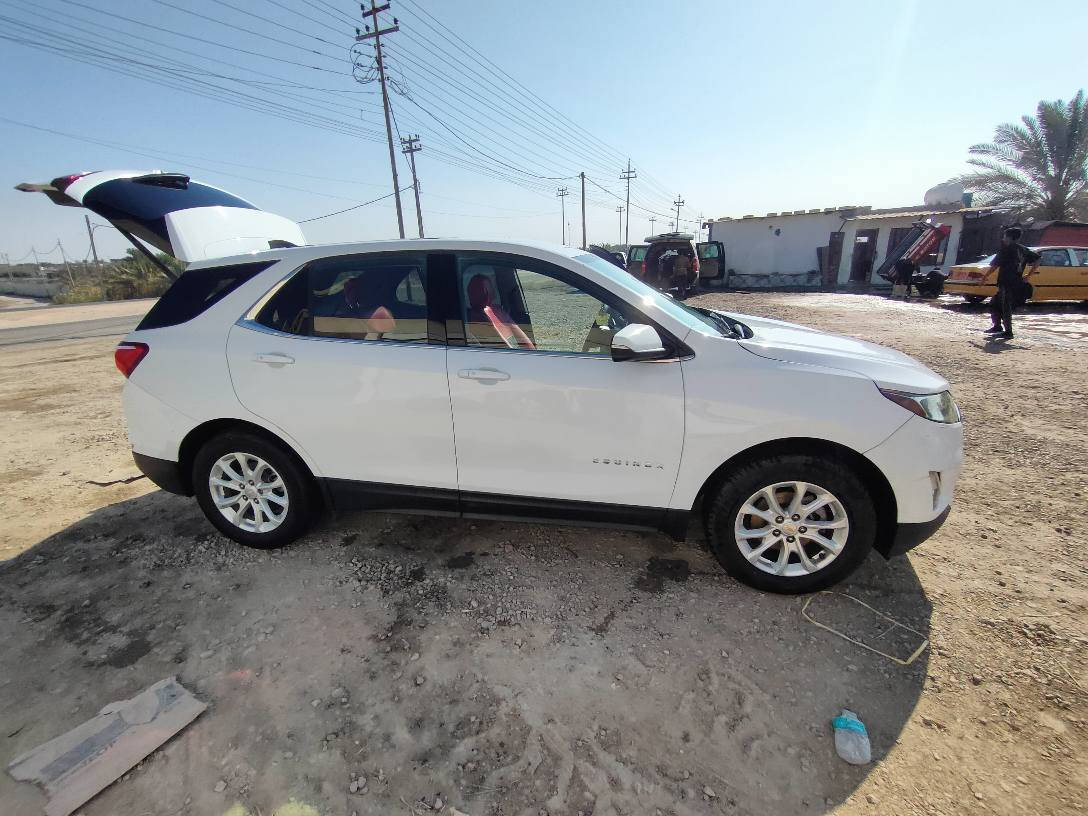 شوفر ليت كيونكس  موديل 2019 رقم ذي قار للبيع  حسب القناعه حادثهه كما موضح  مرفقه بالمنشور  السعر 135 للاستفسار الاتصال ع الرقم *********** المدينة, البصرة
