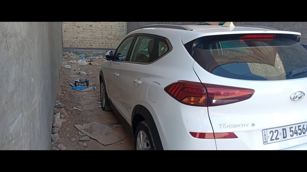 توسان 2019
خليجي محرك 2000 دوش 

فول مواصفات عدا البانوراما 

رقم اربيل 

بصمة أبواب 

بصمة تشغيل 

كراسي كهرباء 2

قطعتين تبريد 

لايت خمس عدسات 

ثلاث أنظمة قيادة 

حساسات خلفيه 

كامرة خلفية 

شاشة 

كشنات جلد        

مري شفط 

مكفوله من ضربه 
سعر 175

رقم الهاتف ‏‪***********‬‏

غير متواجد عل لفيس
