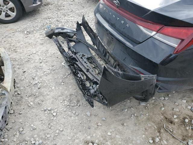 للبيع 🚩
هيونداي إلنترا 2022 🔥

📍 رقم شمالي – أربيل
📄 سنوية باسمي
✍️ تريد وكالة / تريد تحويل

🚙 الوارد: أمريكا
📏 المسافة:
• بأمريكا: 80 ألف كم
• حالياً: 130 ألف كم

🔧 الضرر:
• جاملغ + بنيد (أمريكا)+ باب سائق

📸 موضح بالتصوير

⚙️ المواصفات (نص فل):
✨ بصمة تشغيل
✨ رادار
✨ 3 أنظمة قيادة (نورمل / سمارت / سبورت)
✨ مثبت سرعة
✨ شاشة + كاميرا خلفية
✨ تحكم ستيرن
✨ مانع انزلاق
✨ تشغيل عن بُعد

🛞 الصيانة:
✅ زوج تايرات أمامية + خلفية
✅ ادامه مسوي قبل أسبوع
🧼 غرفة نظيفة
🚗 السيارة ماشية ومجهزتها كاملة، ما بيها أي نقص

📍 المكان: بغداد – الدورة
💰 السعر: 138ورقة (قابل للنقاش للجاد)

📞 الاتصال: ***********
