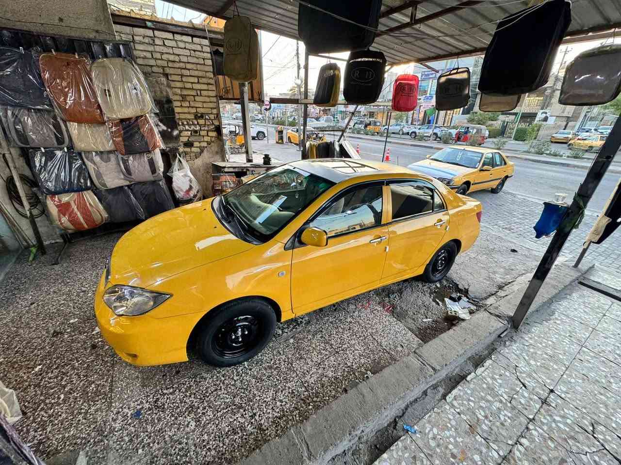 BYD F3المرغوب موديل 13رقم بغداد نكليزي سنوية جديدة شرط تحويل مصبوغة للجمالية بيهة جاملغ خلفي صبغ  مصفرى هيىة غرامة السعر 41بيهةًمجال كير مكينة صدر تخم تاير ابريد كلة مكفول ***********مكاني بغداد الكرخ
