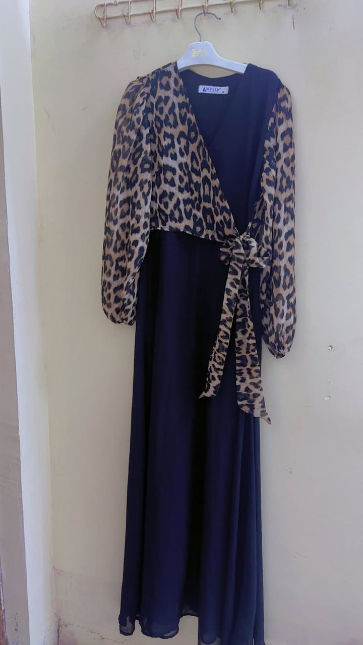 الفستان الاسود سعر 15  والكلبيات الوحدة ب5  مكان بغداد


**إذا كنت صاحب هذا الإعلان وتريد حذفه لأي سبب، رجاءا أرسل رسالة إلى الدعم الفني**