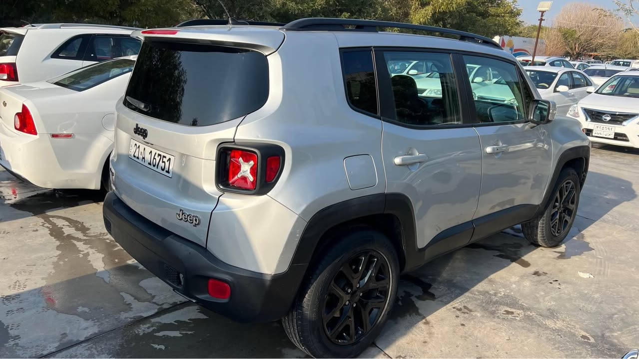 جيب رانكيد 217 امتد فول مواصفات بانوراما بصمة تشغيل عن بعد 4x4 رادار 360 درجة كشنات كهربائي نظام قيادة شاشة كامرة تحكمات محرك 2400 مامفتوح تحديد سرعة مانع انزلاق بعد بيه مواصفات سيارة ماشية 51 ميل سنوية ورقم سليمانية هزة و فحص كل جديدة شرط تحويل ثاني يوم سعر 120$ صور الضرر بالمنشور بيه جامرلغ و بونيد فقط بدون دواخل مكاني كلار *********** كالار, السليمانية
