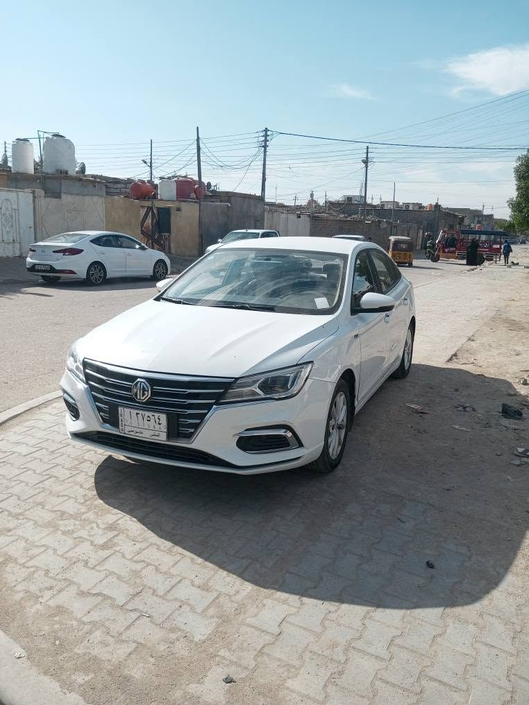 سلام عليكم 
  mg5 2022 وارد كويتي معوقين رقم مثنى
مكان السيارة بصره امن الداخلي 
رقم النقال ***********
تبديل جاملغ وكالة جهة اليمنى الباقي كفاله من الصبغ والبارد عدا الطخات 
ماشيه196الف
مواصفات
لايت اوتو + عدسه
مثبت سرعه
مانع انزلاق
محرك 1.5 تنفس طبيعي
+ترحيب
اشاير بل مري
كير اوتوماتيك
ابل كار بلي+اندرويد اوتو
حساسات ويل البصرة, العراق
