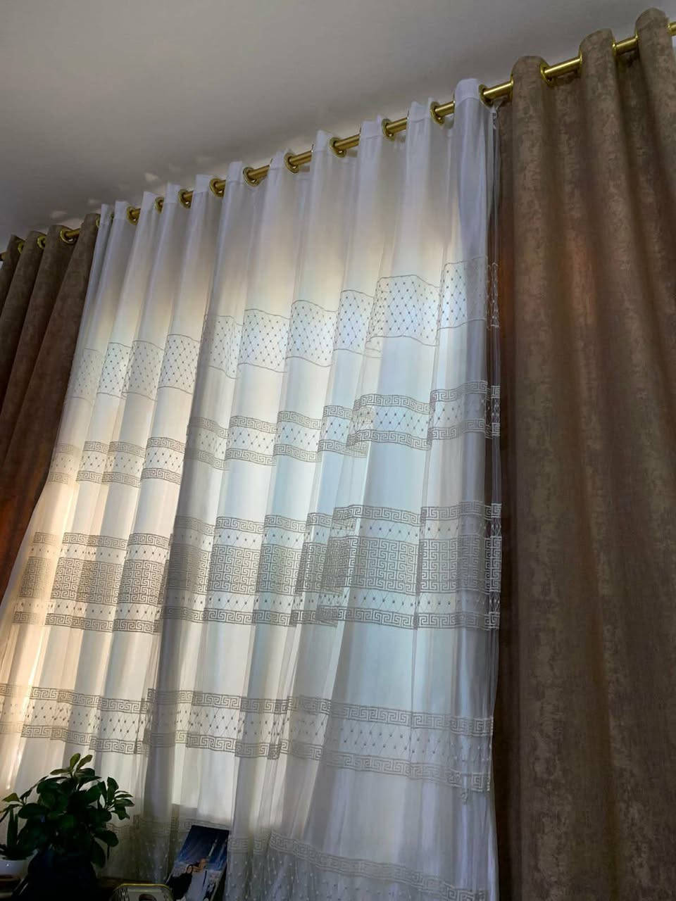 اثاث بيت كامل للبيع للتواصل***********  على هالرقم عنوان سكر
