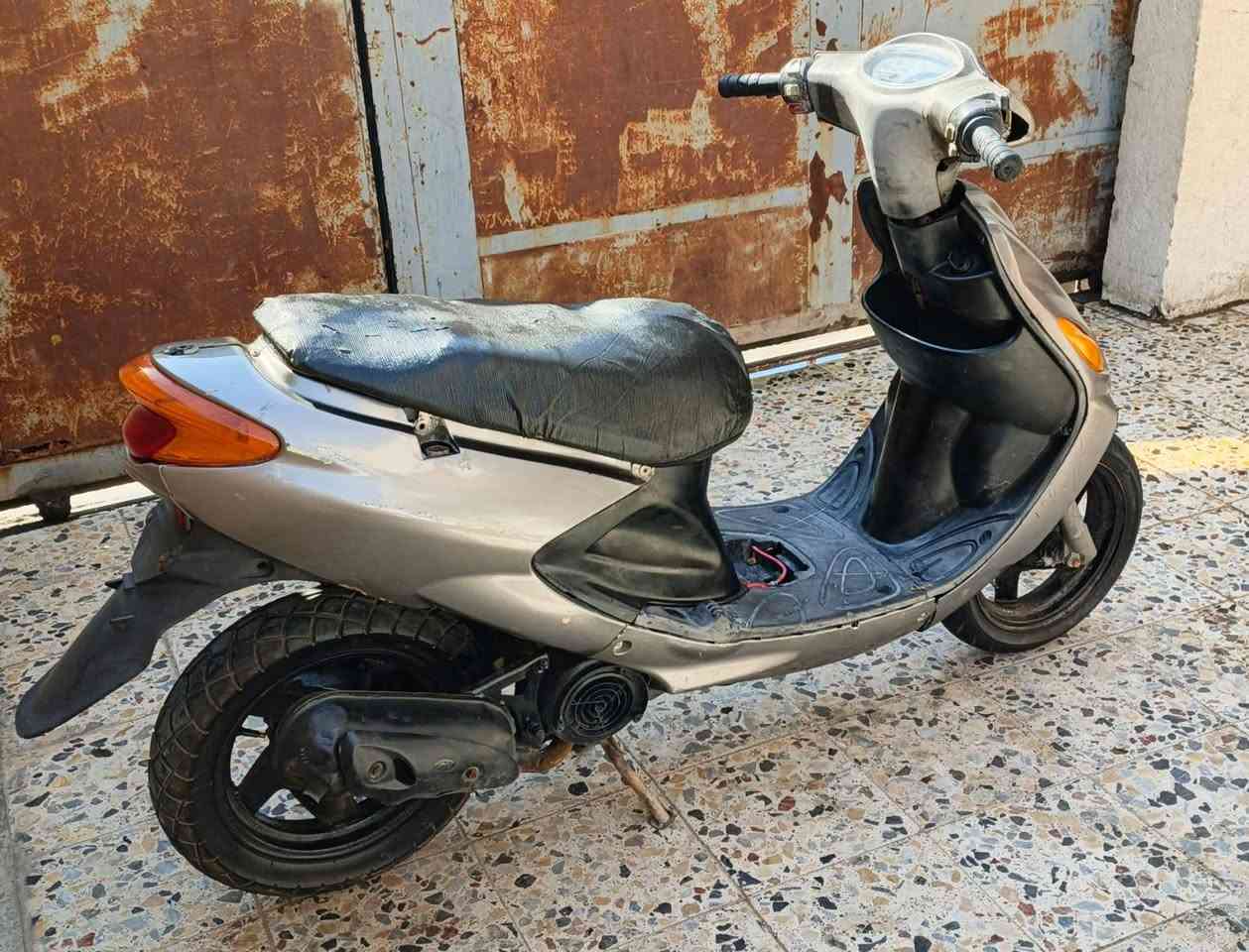دراجه ياماها اللبيع سعر 175 بيه مجال عنوان ابوخصيب راسل عله هاذ رقم *********** لو ما زنجر
