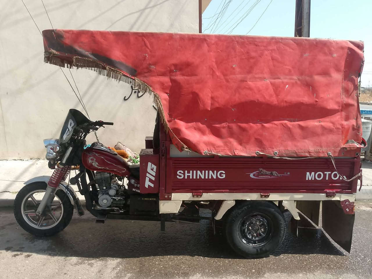 السلام عليكم ستوته للبيع نظيفه سعر مليون و350  تواصل على الرقم وبيها مجال  0774 475 6417
