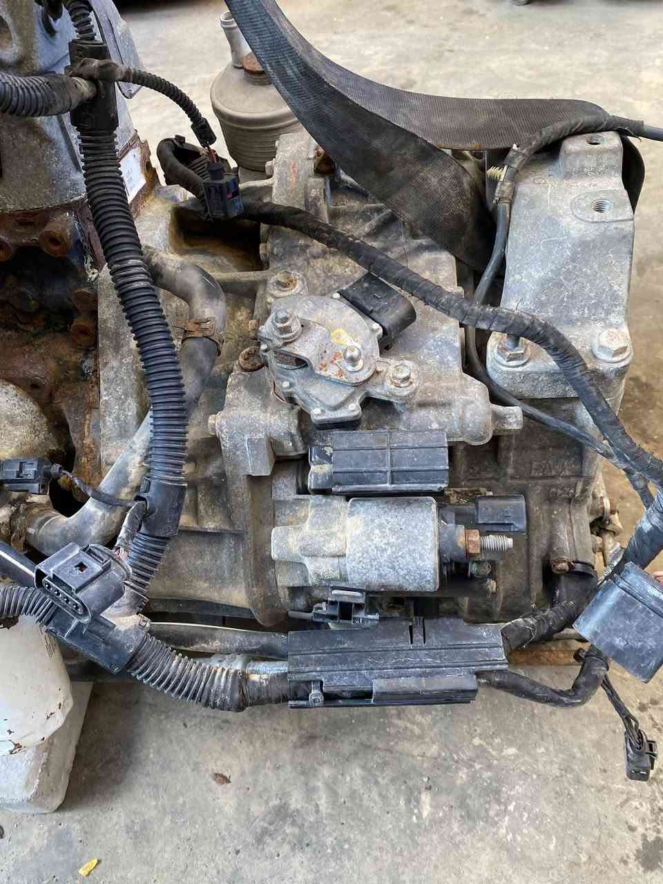 محرك وكير كامل مع تفرعات حجم 2000 وارد الماني حاويه سعر 10 $ تواصل *********** النجف
