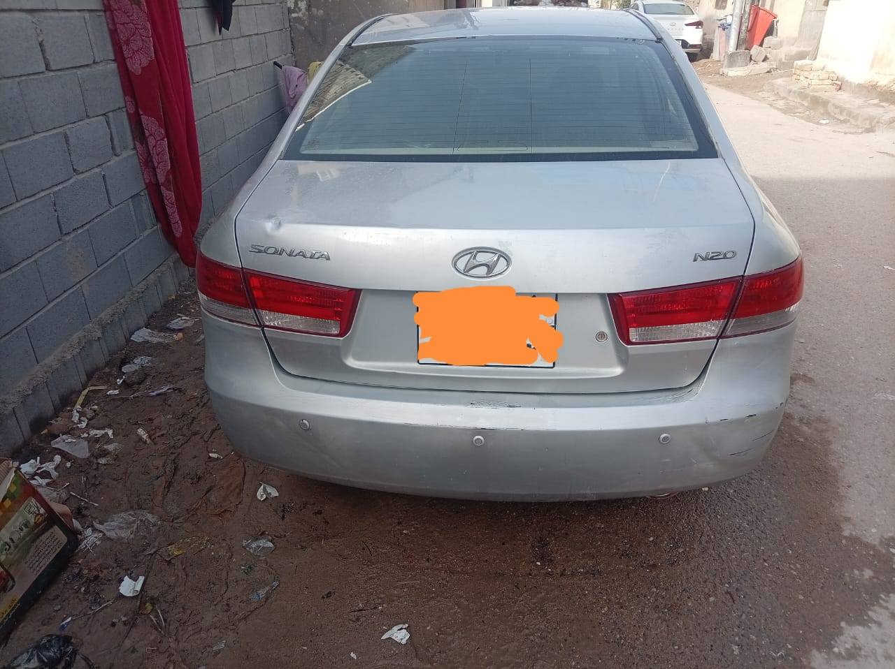 سلام عليكم سيارة ادوات كصة جنطة فول مواصفات ما عدا الفتحة مكينة كير حدادية تبريد ثلج سوناته السياره جديده معنه الكلمه والعنوان بصره ***********
