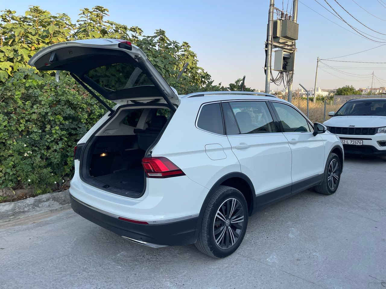 فولكس واكن
تيكوان 2020 tiguan
فقط 145ورقه و مجال
R.Line يعني سياره فول فول مواصفات 
بريك بةسمة
شاشة اليكتروني 
اوينة كارةبايي 
گير ماوس 
Eco _ normal _ sport _ costum
كوشن كارةبايي 
بصمه
بانوراما
رقم سليمانية 
سنوية جديد / سەنەوی  و هەزەی نوێیە 
صبغ : بولند و جةمةلوغ يعني دووقطعه /قطعتين 
102 هةزار رويشتوه 
ژمارەی تەلەفون يان واتس اب
***********
***********
