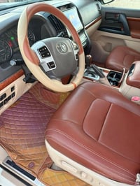 لاندكروزر جكساره • ٢٠١٢ • V8 ٤٧٠٠