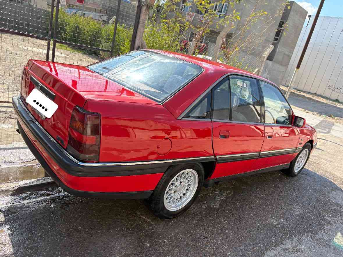 للبيع اوبل اوميكا موديل 1991 سنوية مشروع وطني سيارة بلادية بدون حادث بيها شكم مكان صبغ محرك 20 بلادي السعر 45 للاستفسار ***********
