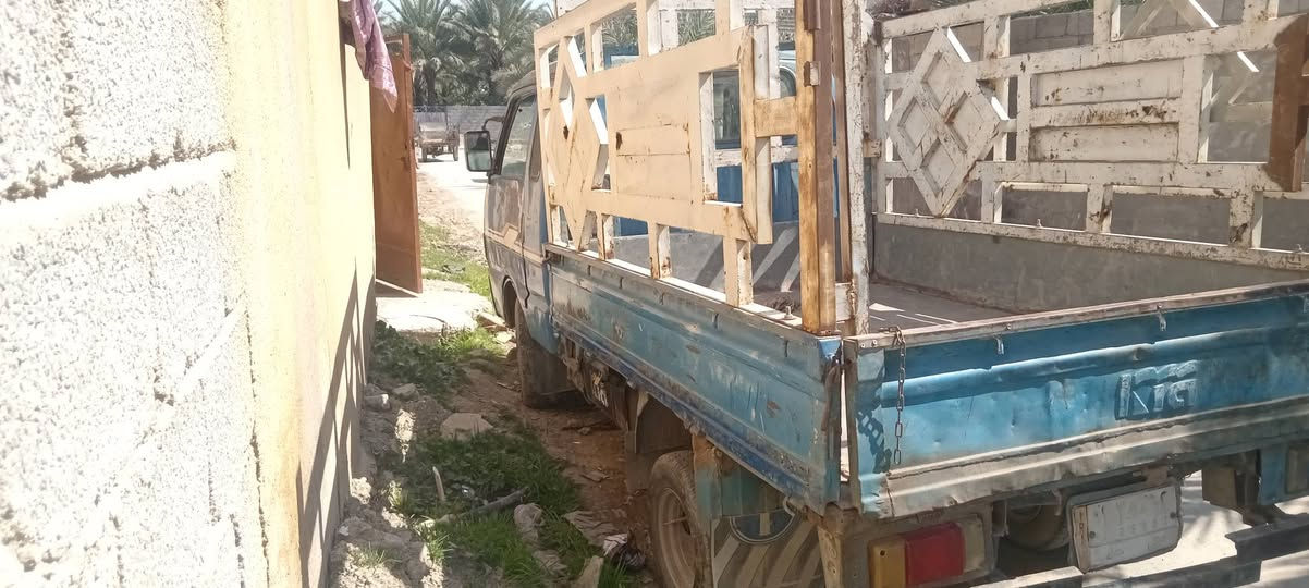 كيا. لبيع مديل ٩٣ كير مكينه شاصي مكفول سعر ٣٤ ورقه وبهه مجال عنوان ديالئ بعقوبه تصل عل رقم ***********
