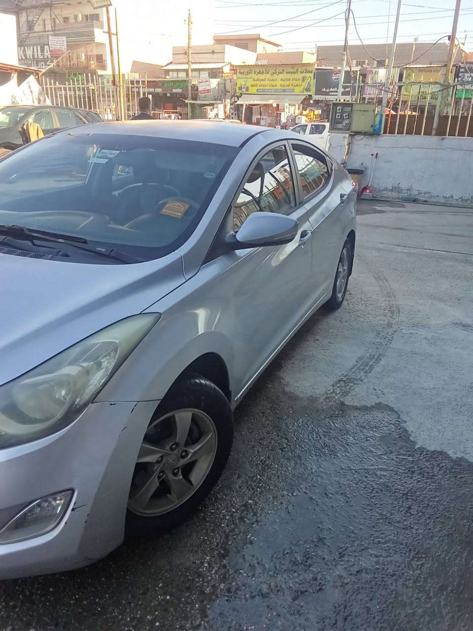 هيونداي النترا 2012 خليجي
بدون صبغ بس جراد بسيط 
محرك 1600 
السعر 110 
المكان بغداد
***********
