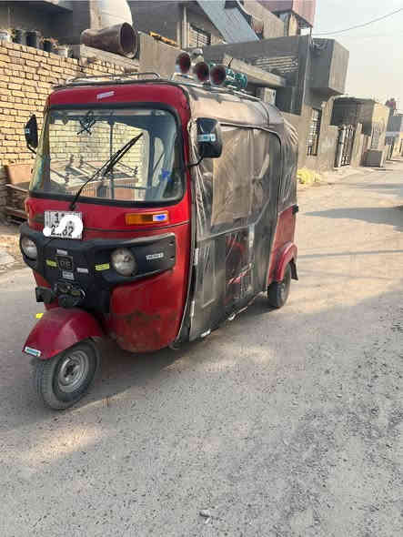 سلام عليكم تكتك لليع.        موديل 18 رقم وسنويه ب اسمي رقم نكليزي تكتك لا تنقيص ولا تبخير.  تخم تاير جديد دبلات جدد دوشمه جديد تكتك جاهزه من كلشي مكاني بغداد مدينه سعر 4و800 رقمي ***********
