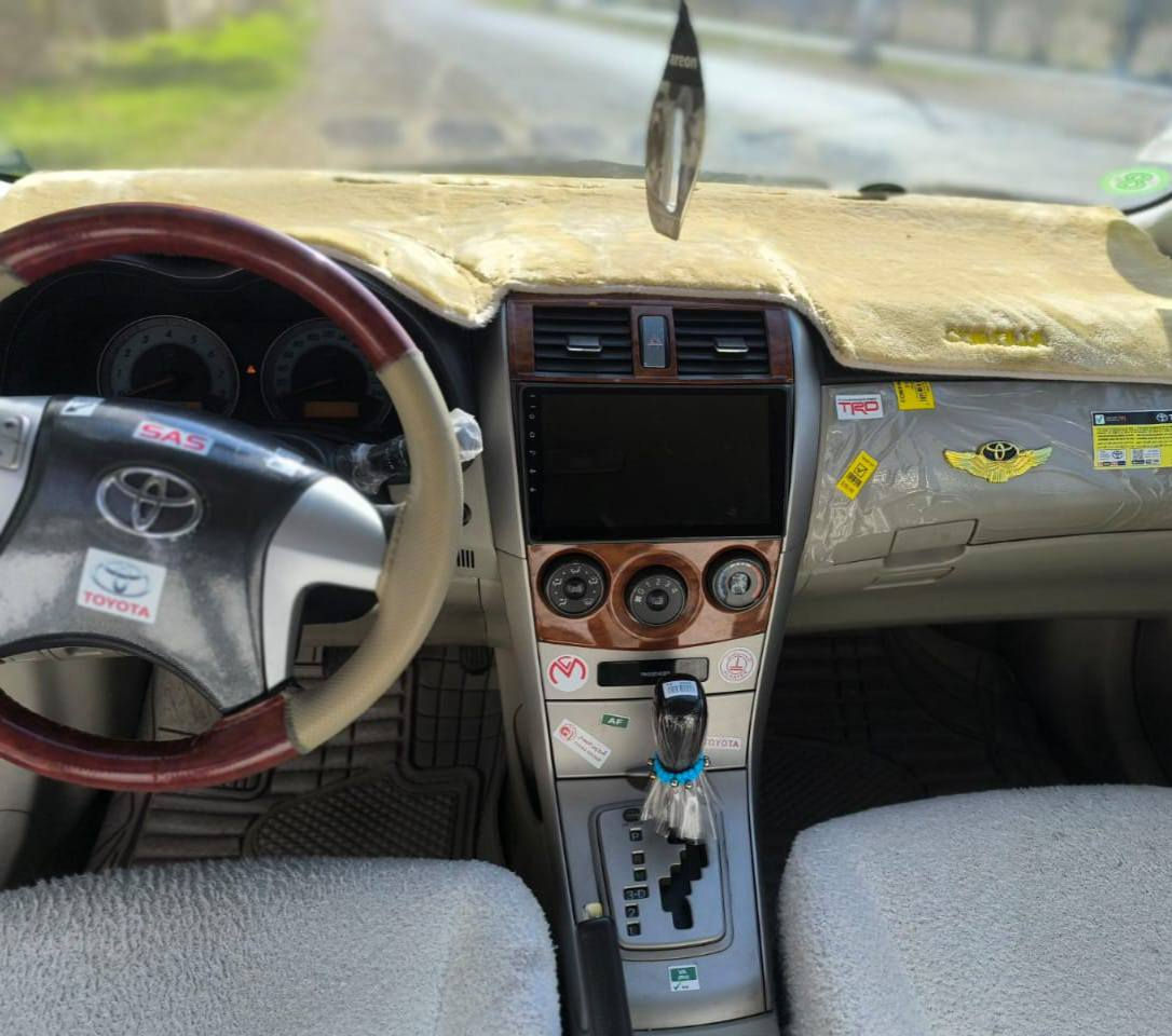 تۆیۆتا  کرۆلا  2012 خلیج
مەکینە گەورە 1.8
گێڕو مەکینە بەشەرت 
بۆیاغ تەنها یەک بست  ڕەسمی سۆنەرم داناوە 
لایت زینۆن 
لایت شەفت 
ئاوێنە شەفت+ کارەبای 
بەس سڵایت نیە

سعر لە کۆمێنت داوابکە ڕاستەخۆ بۆت دیت 📩 

چوار تایەی تازەی  لەسەرە
سەنەوی تا 2027 مانگی 2 تازەیە

ژمارەی خاوەنی 
***********
