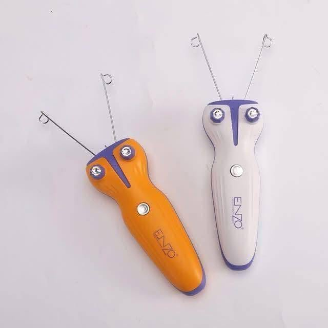 ⁨ ✨ ماكينة الخيط للوجه من إينزو – شحن ✨

دلّلي بشرتك بإطلالة ناعمة وخالية من الشعر الزائد – بكل سهولة ومن غير ألم 💁‍♀️💖
وصَلت ماكينة الخيط الأصلية من Enzo، مخصصة للوجه وتعمل على الشحن الكهربائي 🔋

✔️ تصميم عملي وخفيف
✔️ آمنة على بشرة الوجه الحساسة
✔️ نتائج دقيقة وسريعة من غير فوضى
✔️ بدون أسلاك – تشحن وتُستخدم بكل راحة
✔️ مثالية للاستخدام المنزلي أو أثناء السفر
🛡️ كفالة سنة كاملة – ضمانك للراحة والجودة

سعر القطعة 15 الف⁩

يتوفر توصيل كافة المحافظات

للحجز او الاستفسار الاتصال او مراسلتنا على الواتس ***********
