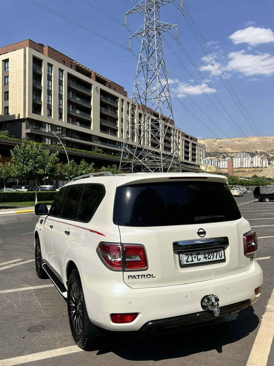 Nissan patrol 2014 SE
نيسان باترول ٢٠١٤ 
مه كينه مه رخوب بجوك se
مواسه فات
سلايت
كوشن جلد
كوشن كاره با
شه خال
كاميرا
سه لاجه
سنوق شه فت
حاسه
كتابي جام ره ش كردني له گه له تا٢٠/٤/٢٠٢٧
گيرو مه كينه ي به شه رت نه كراوه ته وه
به ناوي خومه وه يه
هه مو كياني له سه ر ده قي شه ريكه ماوه
ده عمى بو ده عمى به شه رت
شوين سليماني
*********** what’s app viber
