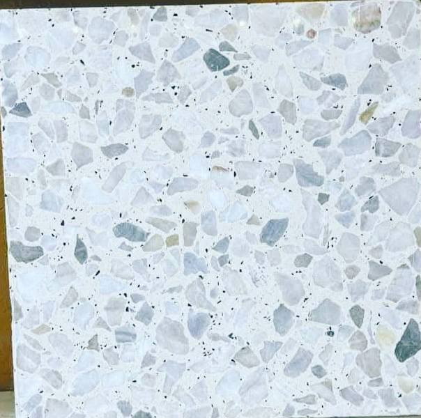 كاشي النجف بسعار مناسبة شغل درجه اولى عالي الجوده ضمان الجوده سمنت ابيض واسود درجه اولى شرط ضمان حي الحرفين خلف البانزين اي ستفسار خاص او وتساب متواجدين 24ساعه *********** النجف, العراق
