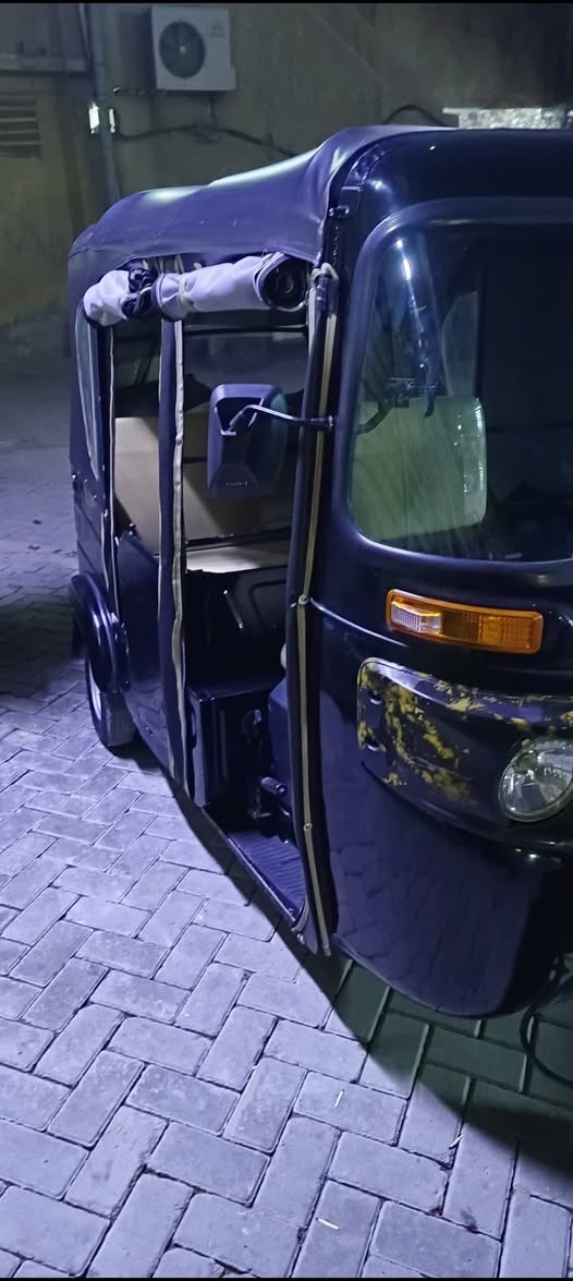 السلام عليكم تكتك موديل 22 شهر 11 مكفولة كفالة عامة السعر 9200 او بيهة مجال تحويل ثاني يوم شراي اتصل او منختلف ***********
