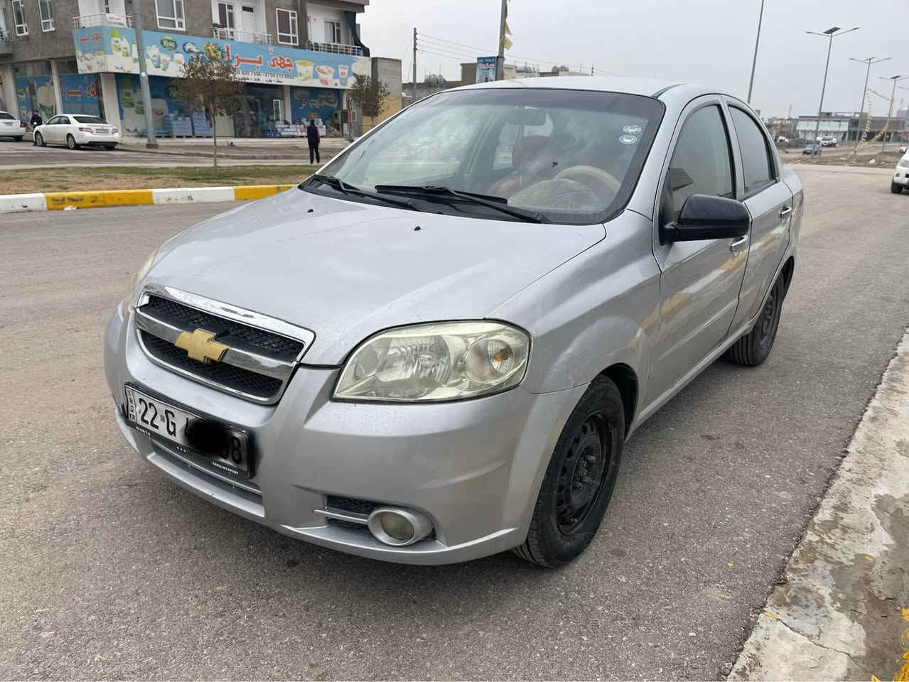 افيو 2009 سلفر 
بێ دعم و صبغ هه می شە رتە داخل زە ر  
٦وە رە قە و نیف غرامە سە ر 
رقم  وسە نە وی جدید تحویل شە رتە 
سعر ٦١ مجال *********** Singapore
