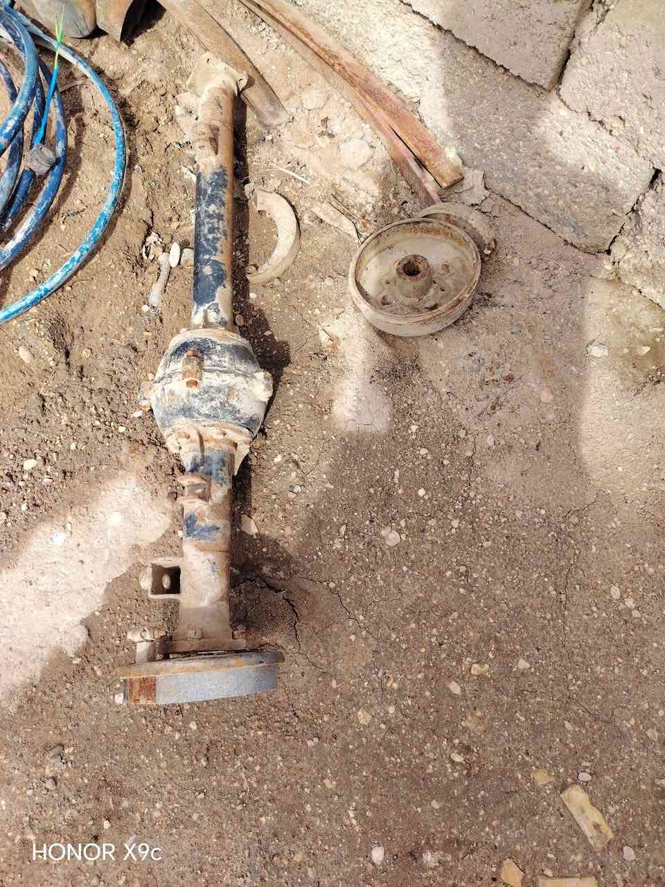 سلام عليكم اكسن ستوته للبيع مال امتيار ما بيه شفتات وطاسه وحده بيه كايم مكان النجف ابو صخير سعر100 مو شراي لا يتصل ***********
